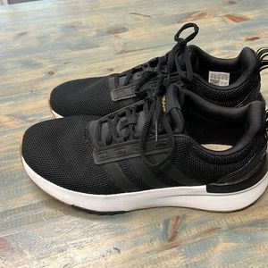 Women’s Adidas black cloudfoam comfort size 7